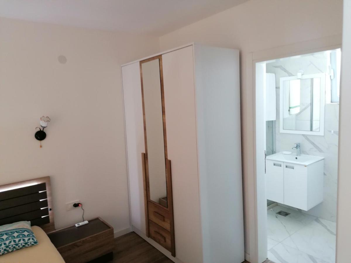Riki Dream Apartment Dobra Voda Ngoại thất bức ảnh